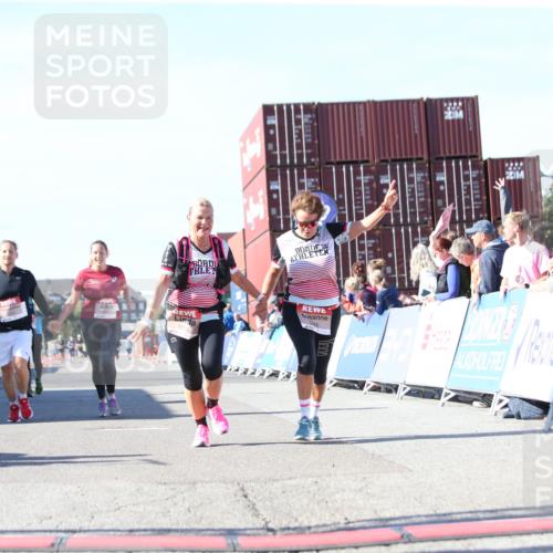 03.10.2025 - Köhlbrandbrückenlauf Jannik Wohlers http://msf.ph/oto/9129568 03.10.2025 13:44:01 Ziel 4295, 5351, 5445, 6010, 6011, 6550 meine-sportfotos.de