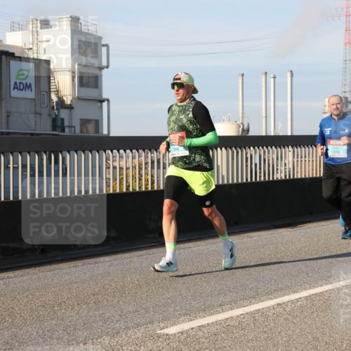 03.10.2025 - Köhlbrandbrückenlauf Lena Gebhardt http://msf.ph/oto/9129594 03.10.2025 09:49:00 Position 2 1346, 18, 3764 meine-sportfotos.de