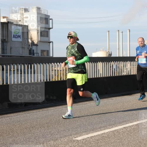 03.10.2025 - Köhlbrandbrückenlauf Lena Gebhardt http://msf.ph/oto/9129606 03.10.2025 09:49:00 Position 2 3764 meine-sportfotos.de