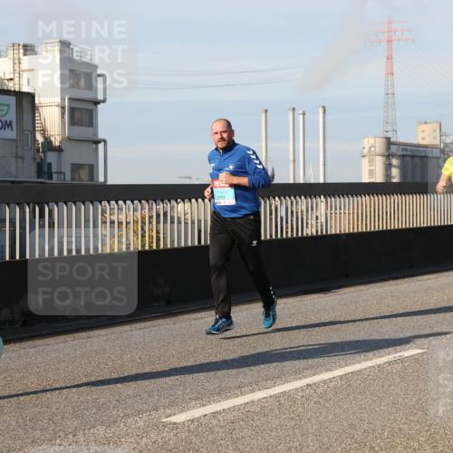 03.10.2025 - Köhlbrandbrückenlauf Lena Gebhardt http://msf.ph/oto/9129623 03.10.2025 09:49:01 Position 2 3764 meine-sportfotos.de