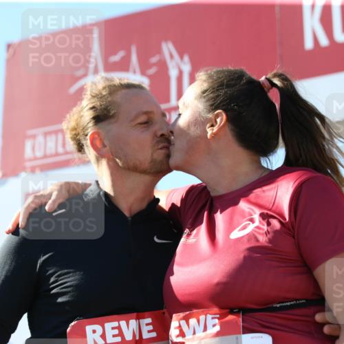 03.10.2025 - Köhlbrandbrückenlauf Jannik Wohlers http://msf.ph/oto/9129631 03.10.2025 13:44:08 Ziel 4295, 4906, 5415, 5416, 5445, 6010, 6011, 6550 meine-sportfotos.de