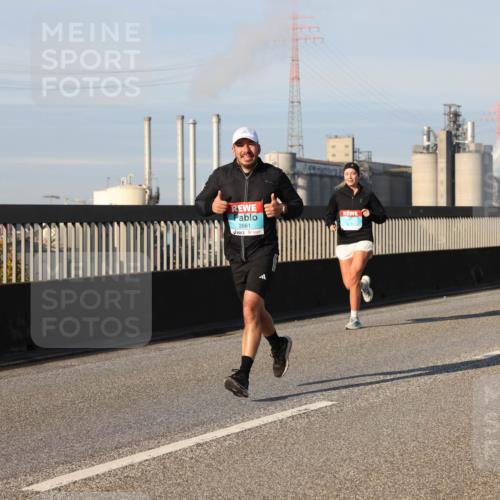 03.10.2025 - Köhlbrandbrückenlauf Lena Gebhardt http://msf.ph/oto/9129728 03.10.2025 09:49:05 Position 2 2661, 1092 meine-sportfotos.de