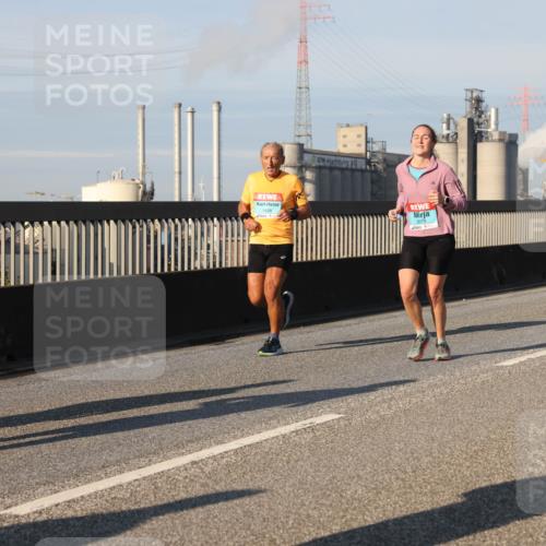 03.10.2025 - Köhlbrandbrückenlauf Lena Gebhardt http://msf.ph/oto/9129886 03.10.2025 09:49:11 Position 2 4, 3579 meine-sportfotos.de