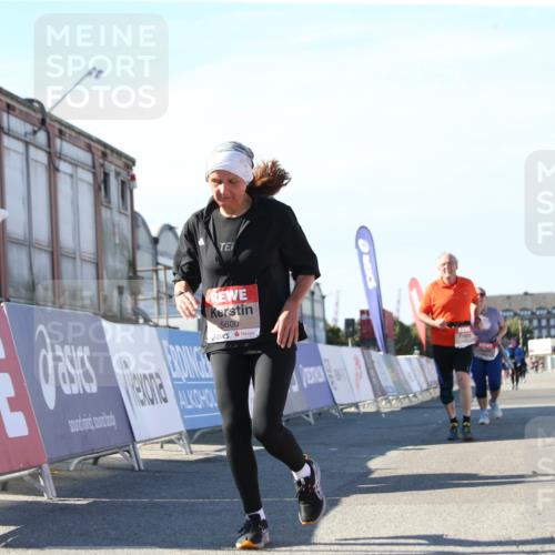 03.10.2025 - Köhlbrandbrückenlauf Jannik Wohlers http://msf.ph/oto/9129928 03.10.2025 13:45:24 Ziel 5223, 5600, 5999, 6264, 6695 meine-sportfotos.de