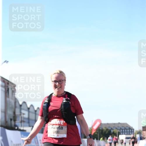 03.10.2025 - Köhlbrandbrückenlauf Jannik Wohlers http://msf.ph/oto/9130233 03.10.2025 13:46:30 Ziel 5900 meine-sportfotos.de