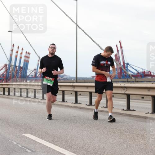 03.10.2025 - Köhlbrandbrückenlauf Lena Gebhardt http://msf.ph/oto/9130240 03.10.2025 16:05:36 Position 2 8432, 70, 3 meine-sportfotos.de