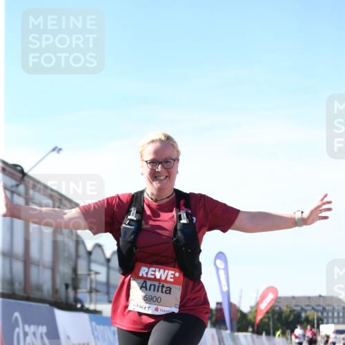 03.10.2025 - Köhlbrandbrückenlauf Jannik Wohlers http://msf.ph/oto/9130241 03.10.2025 13:46:30 Ziel 5900 meine-sportfotos.de