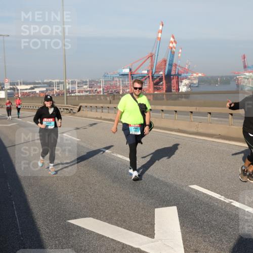 03.10.2025 - Köhlbrandbrückenlauf Yannick Fuchs http://msf.ph/oto/9130306 03.10.2025 09:02:39 Position 2 2527 meine-sportfotos.de