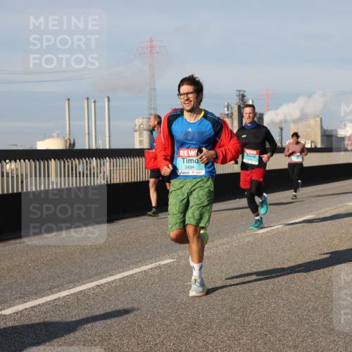 03.10.2025 - Köhlbrandbrückenlauf Lena Gebhardt http://msf.ph/oto/9130318 03.10.2025 09:49:26 Position 2 3484 meine-sportfotos.de