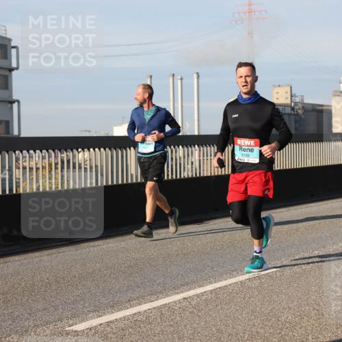 03.10.2025 - Köhlbrandbrückenlauf Lena Gebhardt http://msf.ph/oto/9130356 03.10.2025 09:49:27 Position 2 3188 meine-sportfotos.de