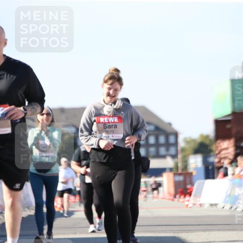 03.10.2025 - Köhlbrandbrückenlauf Jannik Wohlers http://msf.ph/oto/9130455 03.10.2025 13:47:08 Ziel 5136, 6073, 6558 meine-sportfotos.de