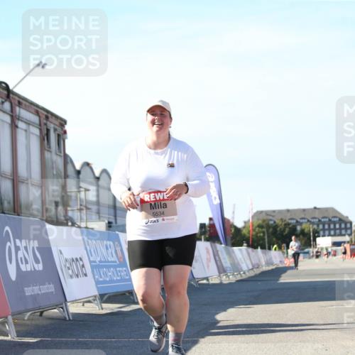 03.10.2025 - Köhlbrandbrückenlauf Jannik Wohlers http://msf.ph/oto/9130572 03.10.2025 13:47:30 Ziel 5534 meine-sportfotos.de