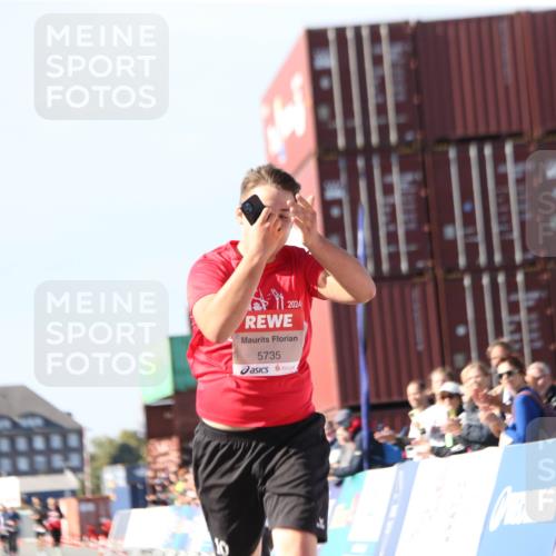 03.10.2025 - Köhlbrandbrückenlauf Jannik Wohlers http://msf.ph/oto/9130782 03.10.2025 13:48:16 Ziel 4824, 5735, 6164, 6165 meine-sportfotos.de