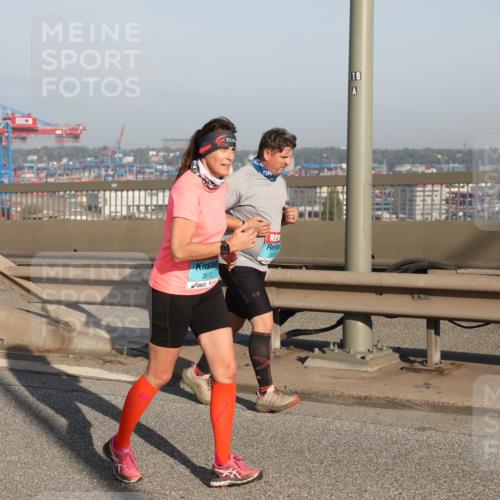 03.10.2025 - Köhlbrandbrückenlauf Yannick Fuchs http://msf.ph/oto/9130837 03.10.2025 09:03:11 Position 2 2612, 118 meine-sportfotos.de