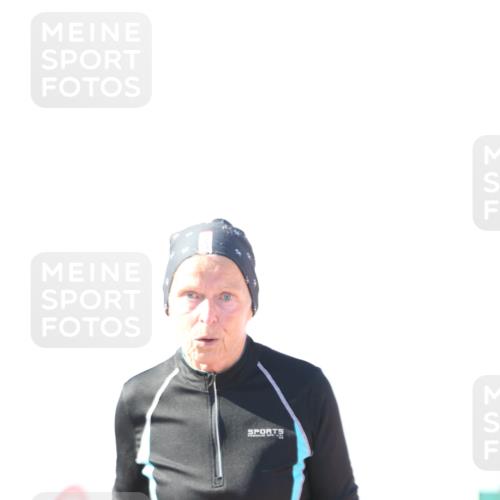 03.10.2025 - Köhlbrandbrückenlauf Jannik Wohlers http://msf.ph/oto/9131017 03.10.2025 13:48:48 Ziel 4157, 5216, 5581 meine-sportfotos.de