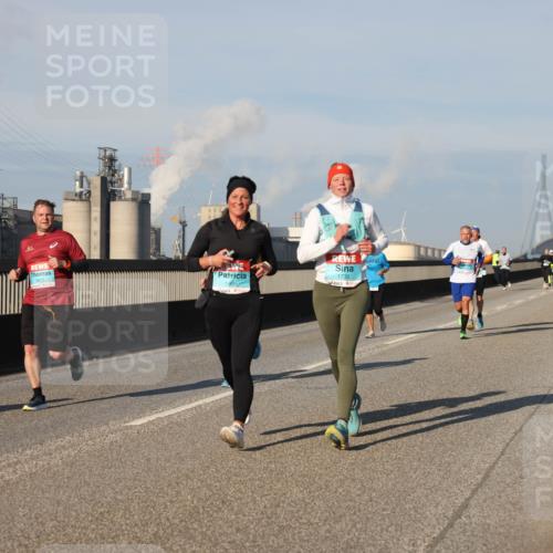 03.10.2025 - Köhlbrandbrückenlauf Lena Gebhardt http://msf.ph/oto/9131214 03.10.2025 09:49:56 Position 2 1496, 1730 meine-sportfotos.de