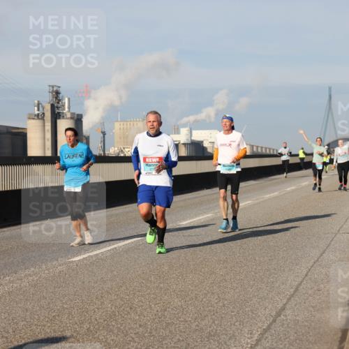 03.10.2025 - Köhlbrandbrückenlauf Lena Gebhardt http://msf.ph/oto/9131455 03.10.2025 09:50:00 Position 2 271 meine-sportfotos.de