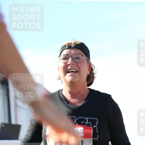 03.10.2025 - Köhlbrandbrückenlauf Jannik Wohlers http://msf.ph/oto/9131464 03.10.2025 13:50:23 Ziel 5225, 5294, 5547, 5611, 5612 meine-sportfotos.de