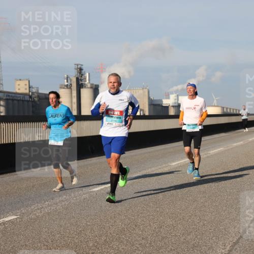 03.10.2025 - Köhlbrandbrückenlauf Lena Gebhardt http://msf.ph/oto/9131502 03.10.2025 09:50:00 Position 2 2716 meine-sportfotos.de