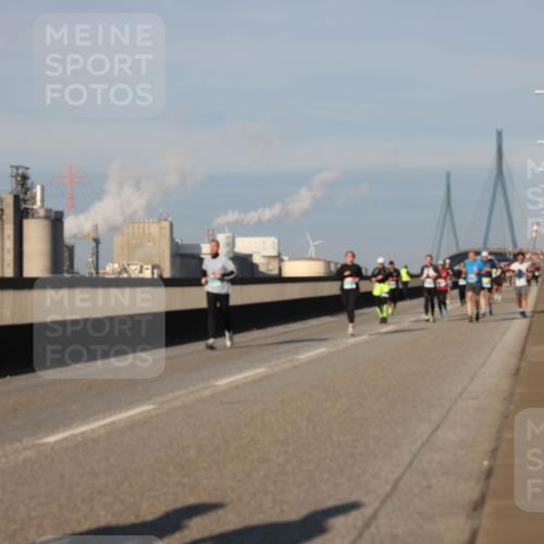 03.10.2025 - Köhlbrandbrückenlauf Lena Gebhardt http://msf.ph/oto/9131758 03.10.2025 09:50:07 Position 2  meine-sportfotos.de