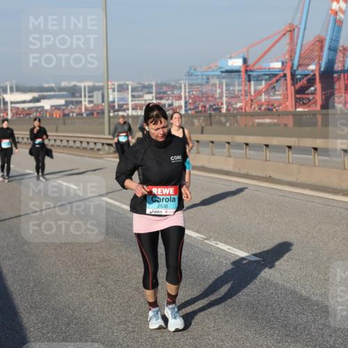03.10.2025 - Köhlbrandbrückenlauf Yannick Fuchs http://msf.ph/oto/9131789 03.10.2025 09:03:50 Position 2 2535 meine-sportfotos.de