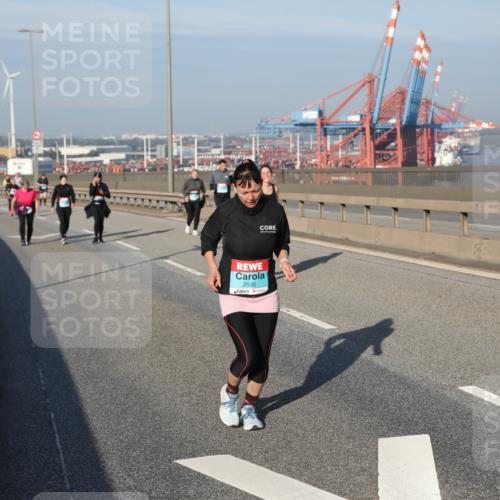 03.10.2025 - Köhlbrandbrückenlauf Yannick Fuchs http://msf.ph/oto/9131795 03.10.2025 09:03:51 Position 2 2535, 3094 meine-sportfotos.de