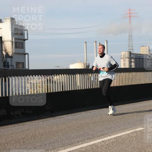 03.10.2025 - Köhlbrandbrückenlauf Lena Gebhardt http://msf.ph/oto/9131819 03.10.2025 09:50:12 Position 2 1505 meine-sportfotos.de