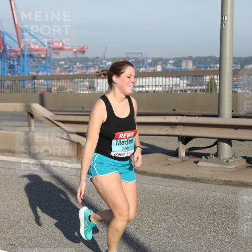 03.10.2025 - Köhlbrandbrückenlauf Yannick Fuchs http://msf.ph/oto/9131901 03.10.2025 09:03:55 Position 2 2261, 118 meine-sportfotos.de