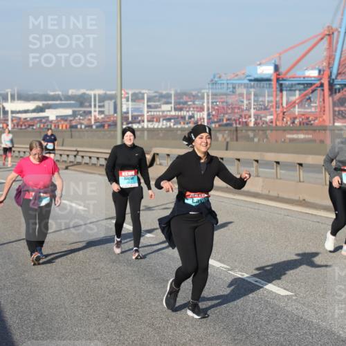03.10.2025 - Köhlbrandbrückenlauf Yannick Fuchs http://msf.ph/oto/9131959 03.10.2025 09:03:57 Position 2  meine-sportfotos.de