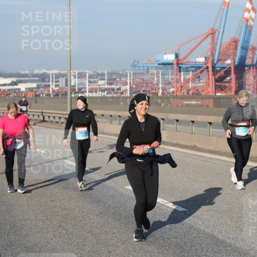 03.10.2025 - Köhlbrandbrückenlauf Yannick Fuchs http://msf.ph/oto/9131977 03.10.2025 09:03:58 Position 2  meine-sportfotos.de