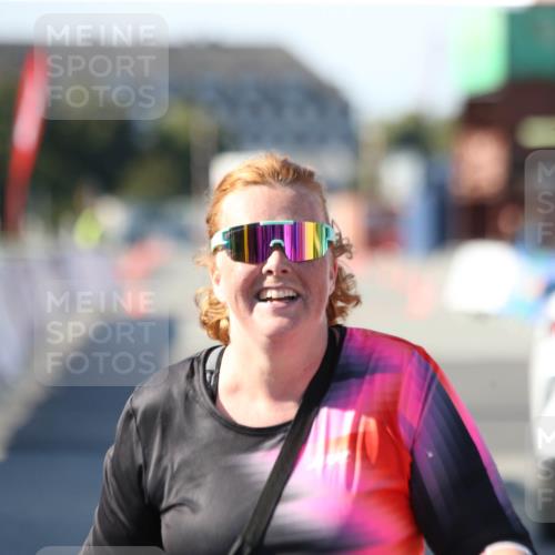 03.10.2025 - Köhlbrandbrückenlauf Jannik Wohlers http://msf.ph/oto/9132031 03.10.2025 13:54:16 Ziel 5471 meine-sportfotos.de