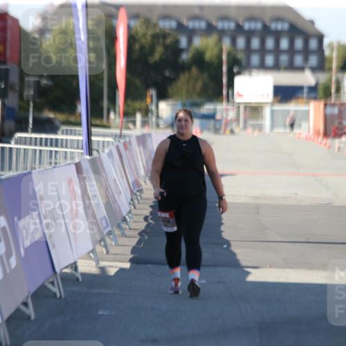 03.10.2025 - Köhlbrandbrückenlauf Jannik Wohlers http://msf.ph/oto/9132052 03.10.2025 13:54:47 Ziel  meine-sportfotos.de