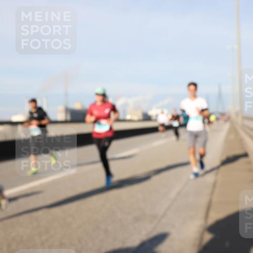 03.10.2025 - Köhlbrandbrückenlauf Lena Gebhardt http://msf.ph/oto/9132133 03.10.2025 09:50:20 Position 2  meine-sportfotos.de
