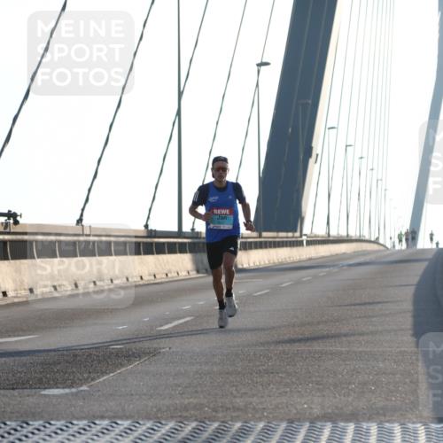 03.10.2025 - Köhlbrandbrückenlauf Yannick Fuchs http://msf.ph/oto/9132166 03.10.2025 08:17:15 Position 1  meine-sportfotos.de