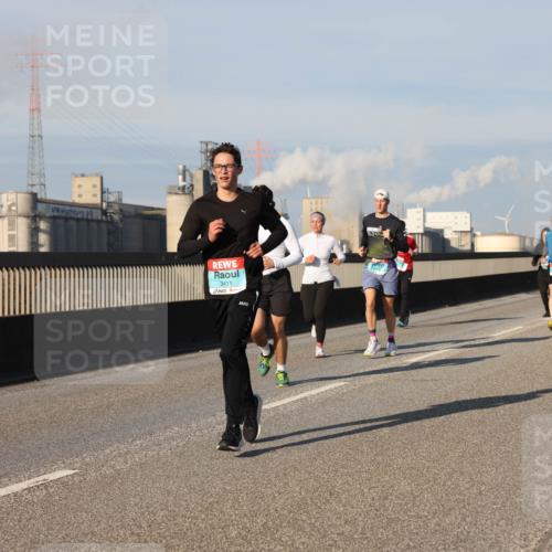 03.10.2025 - Köhlbrandbrückenlauf Lena Gebhardt http://msf.ph/oto/9132274 03.10.2025 09:50:23 Position 2 3411, 10, 3 meine-sportfotos.de