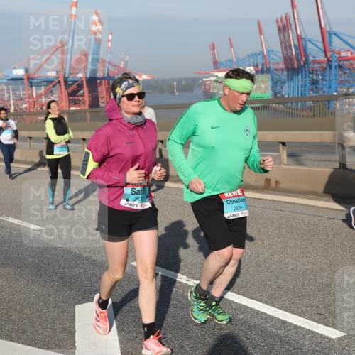 03.10.2025 - Köhlbrandbrückenlauf Yannick Fuchs http://msf.ph/oto/9132309 03.10.2025 09:04:18 Position 2 5, 444, 241, 2839 meine-sportfotos.de