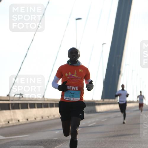 03.10.2025 - Köhlbrandbrückenlauf Yannick Fuchs http://msf.ph/oto/9132542 03.10.2025 08:18:11 Position 1 3714 meine-sportfotos.de
