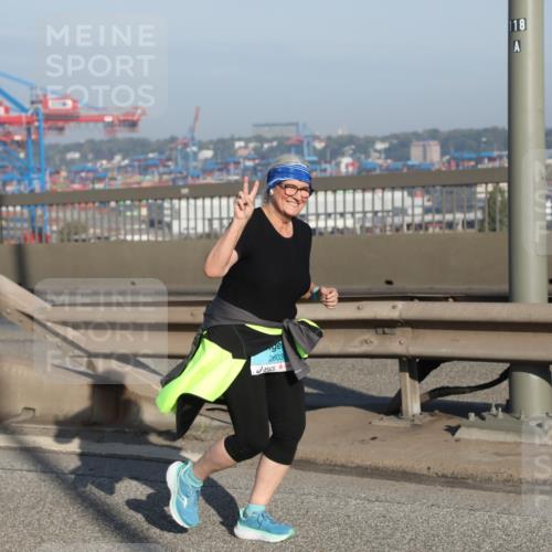 03.10.2025 - Köhlbrandbrückenlauf Yannick Fuchs http://msf.ph/oto/9132585 03.10.2025 09:04:42 Position 2 2603, 118 meine-sportfotos.de