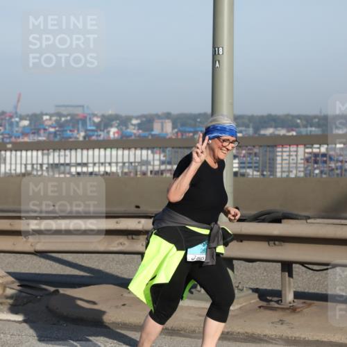03.10.2025 - Köhlbrandbrückenlauf Yannick Fuchs http://msf.ph/oto/9132599 03.10.2025 09:04:43 Position 2 260, 118 meine-sportfotos.de