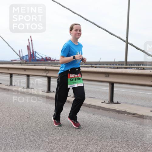 03.10.2025 - Köhlbrandbrückenlauf Lena Gebhardt http://msf.ph/oto/9132648 03.10.2025 16:12:18 Position 2 8151 meine-sportfotos.de