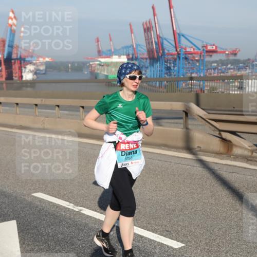 03.10.2025 - Köhlbrandbrückenlauf Yannick Fuchs http://msf.ph/oto/9132730 03.10.2025 09:05:02 Position 2 3258 meine-sportfotos.de