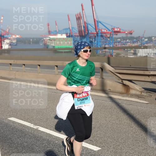 03.10.2025 - Köhlbrandbrückenlauf Yannick Fuchs http://msf.ph/oto/9132735 03.10.2025 09:05:02 Position 2 3258 meine-sportfotos.de