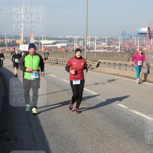 03.10.2025 - Köhlbrandbrückenlauf Yannick Fuchs http://msf.ph/oto/9132780 03.10.2025 09:05:06 Position 2  meine-sportfotos.de