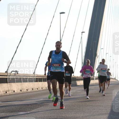 03.10.2025 - Köhlbrandbrückenlauf Yannick Fuchs http://msf.ph/oto/9132796 03.10.2025 08:19:20 Position 1 96, 7, 1041 meine-sportfotos.de