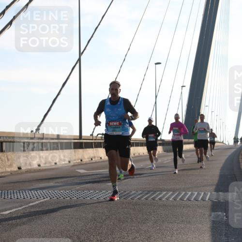 03.10.2025 - Köhlbrandbrückenlauf Yannick Fuchs http://msf.ph/oto/9132808 03.10.2025 08:19:21 Position 1 1041 meine-sportfotos.de