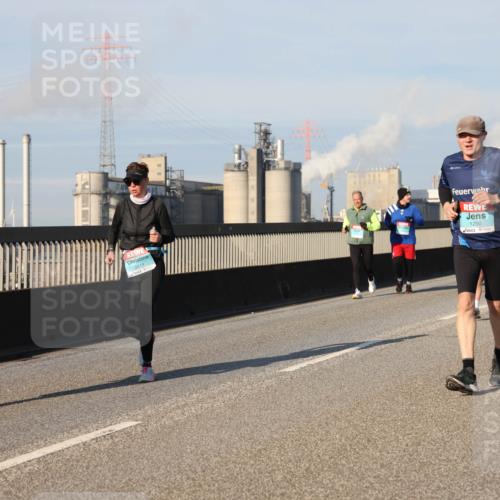 03.10.2025 - Köhlbrandbrückenlauf Lena Gebhardt http://msf.ph/oto/9132895 03.10.2025 09:50:47 Position 2 2814, 1250 meine-sportfotos.de