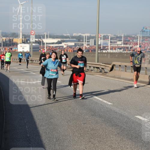 03.10.2025 - Köhlbrandbrückenlauf Yannick Fuchs http://msf.ph/oto/9132925 03.10.2025 09:05:20 Position 2  meine-sportfotos.de