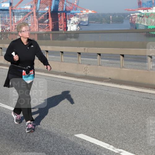 03.10.2025 - Köhlbrandbrückenlauf Yannick Fuchs http://msf.ph/oto/9133026 03.10.2025 09:05:29 Position 2 2226 meine-sportfotos.de