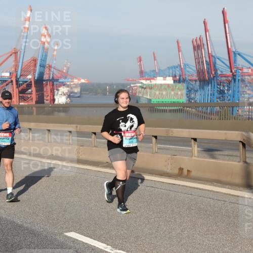 03.10.2025 - Köhlbrandbrückenlauf Yannick Fuchs http://msf.ph/oto/9133071 03.10.2025 09:05:35 Position 2 3370 meine-sportfotos.de