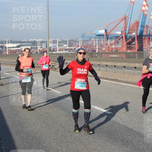 03.10.2025 - Köhlbrandbrückenlauf Yannick Fuchs http://msf.ph/oto/9133230 03.10.2025 09:05:46 Position 2 2565 meine-sportfotos.de